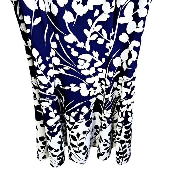 Adorne Women's Size 10 Cap Sleeve Shift Dress Blue White Floral Spring Midi - Picture 3 of 6